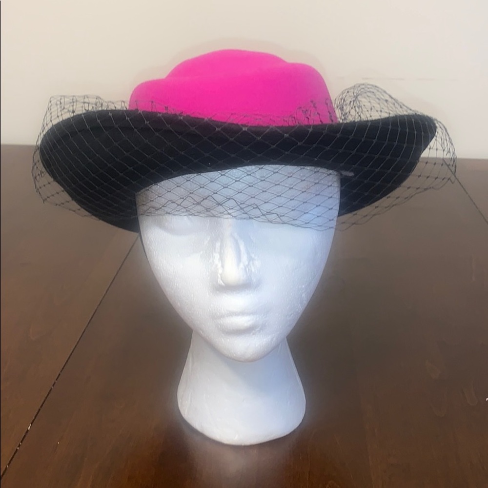 WOMEN’S CHURCH HAT